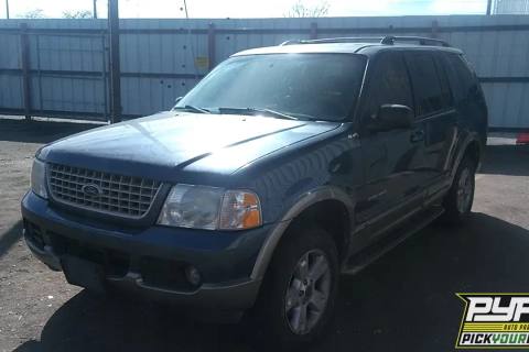 Photo of 2004 Ford Explorer