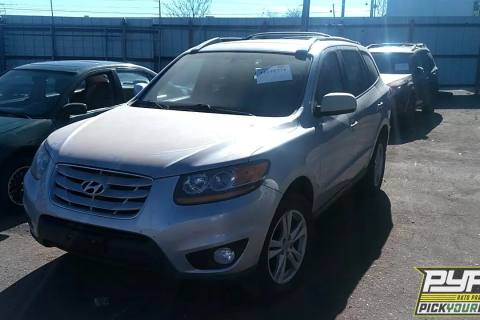 Photo of 2010 Hyundai Santa Fe