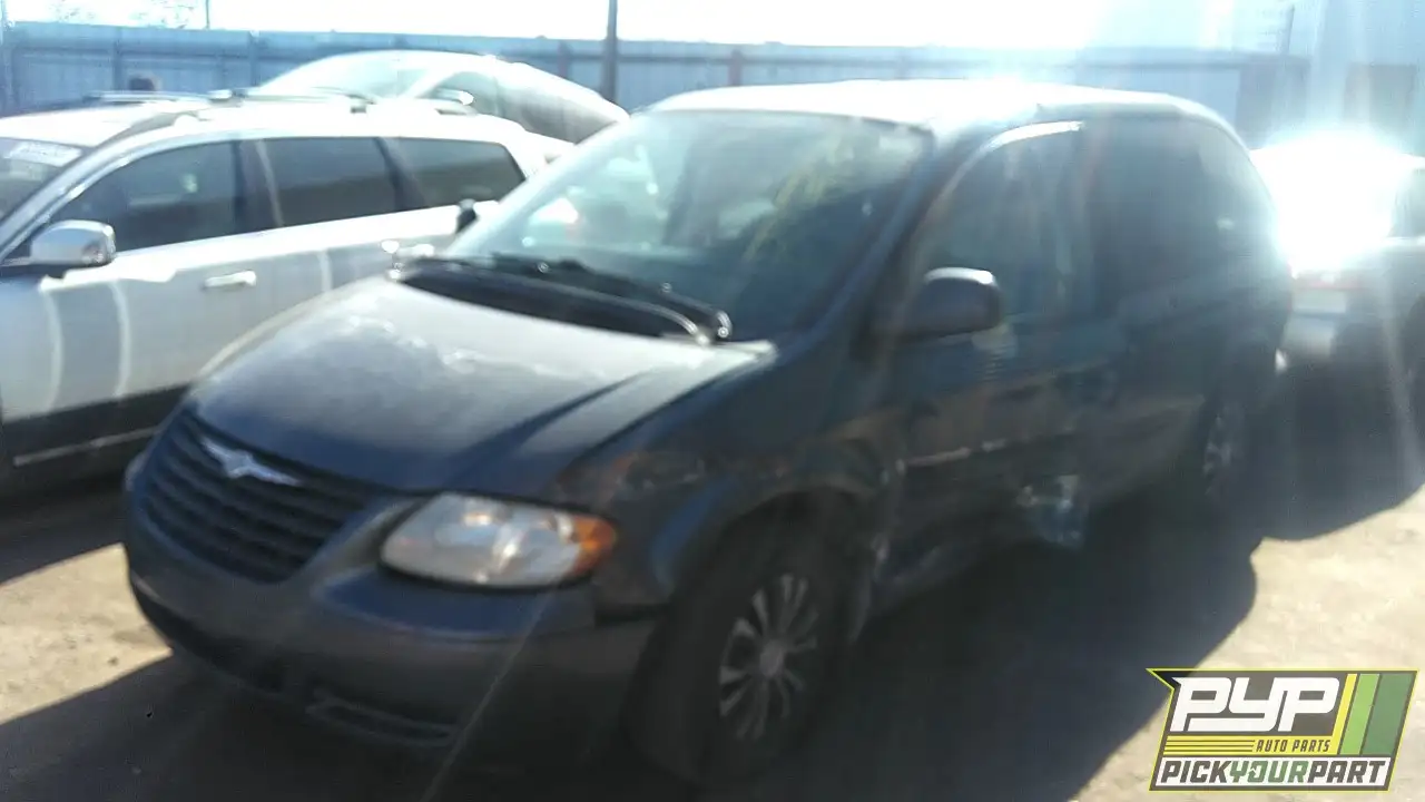 Photo of 2006 Chrysler Town & Country