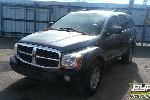Photo of 2005 Dodge Durango