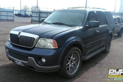 Photo of 2004 Lincoln Navigator