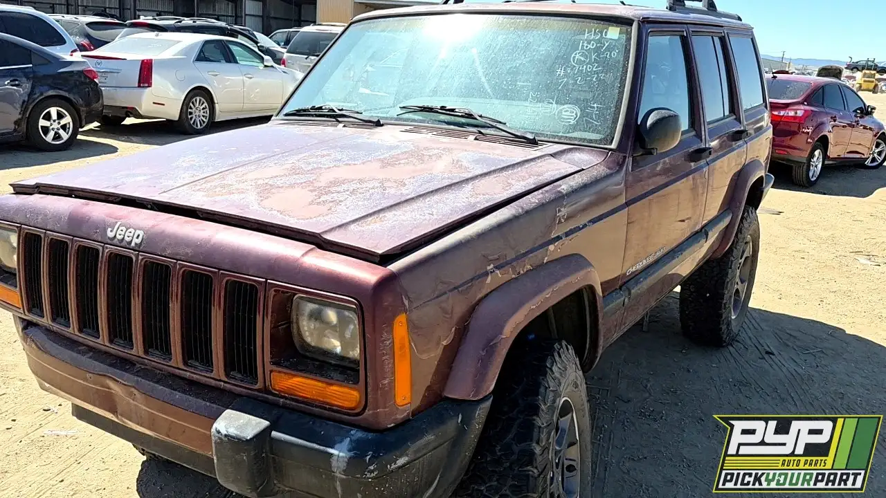 Photo of 2000 Jeep Cherokee