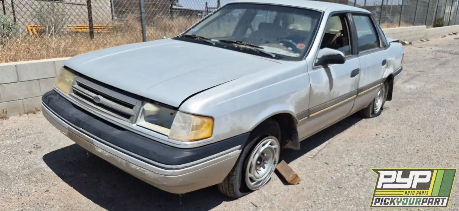 Photo of 1990 Ford Tempo
