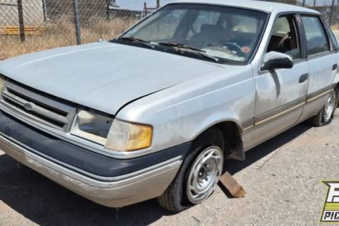Photo of 1990 Ford Tempo