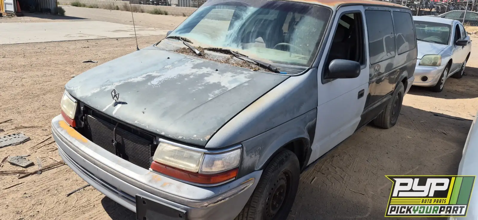 Photo of 1993 Plymouth Grand Voyager