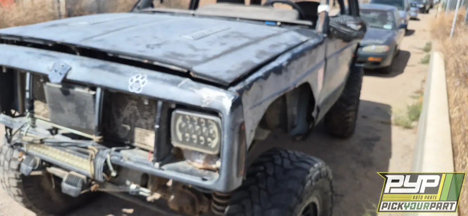 Photo of 1998 Jeep Cherokee