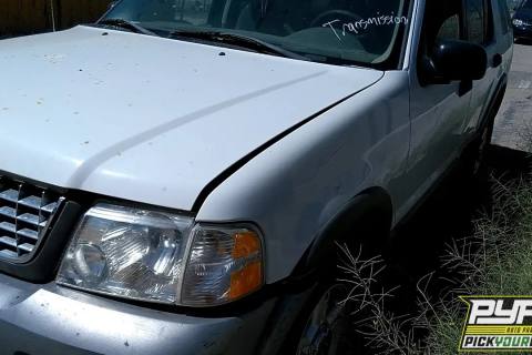 Photo of 2003 Ford Explorer