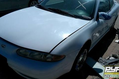 Photo of 2000 Oldsmobile Alero