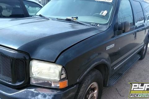 Photo of 2003 Ford Excursion