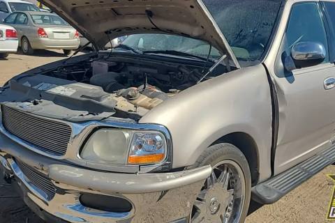 Photo of 1998 Ford Expedition