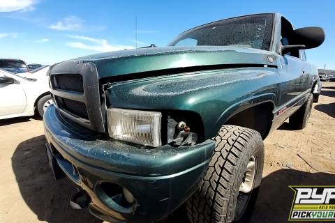 Photo of 2001 Dodge Ram 1500