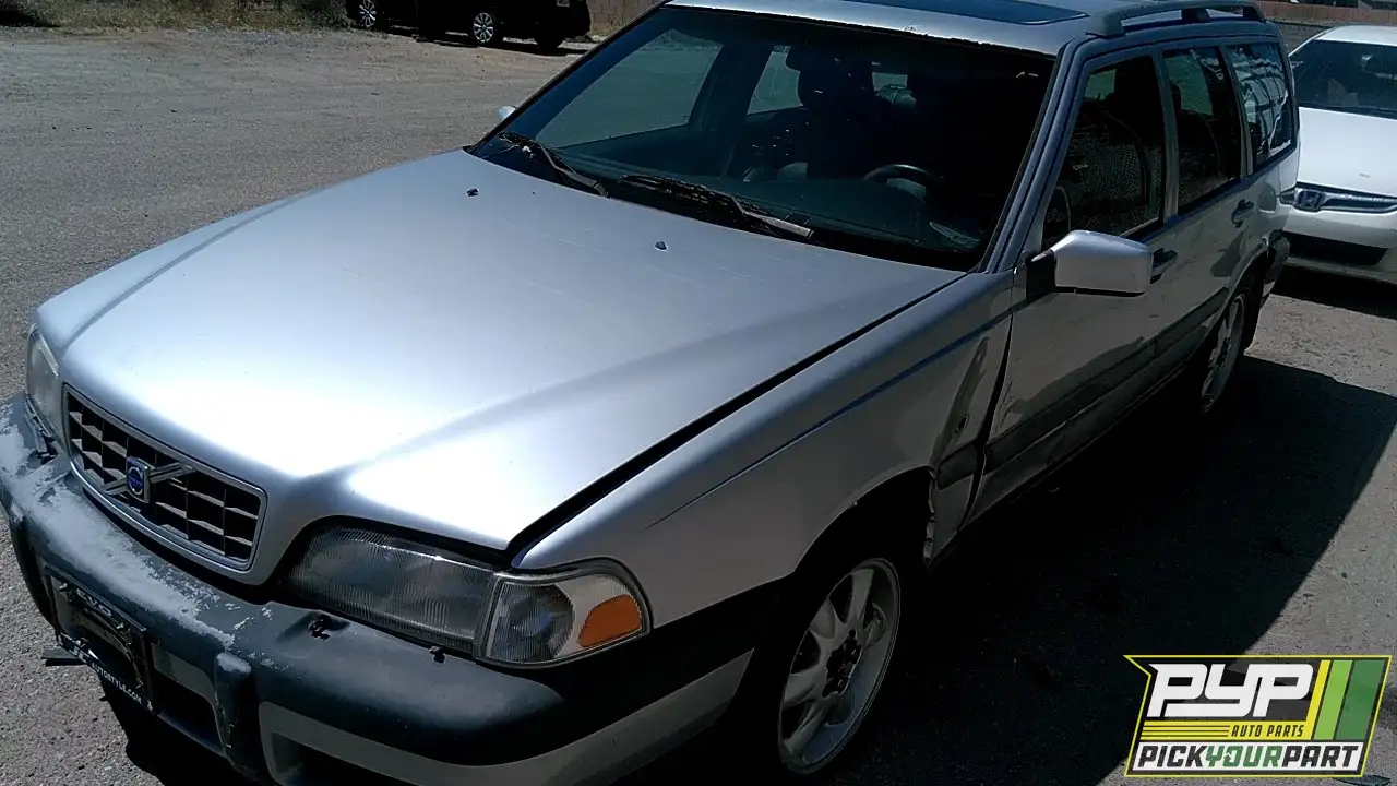 Photo of 2000 Volvo V70
