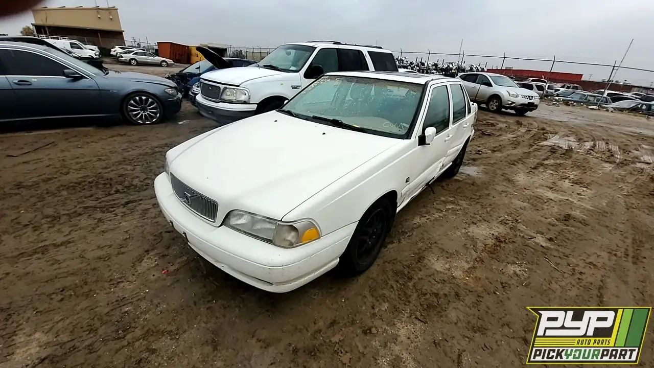 Photo of 2000 Volvo S70
