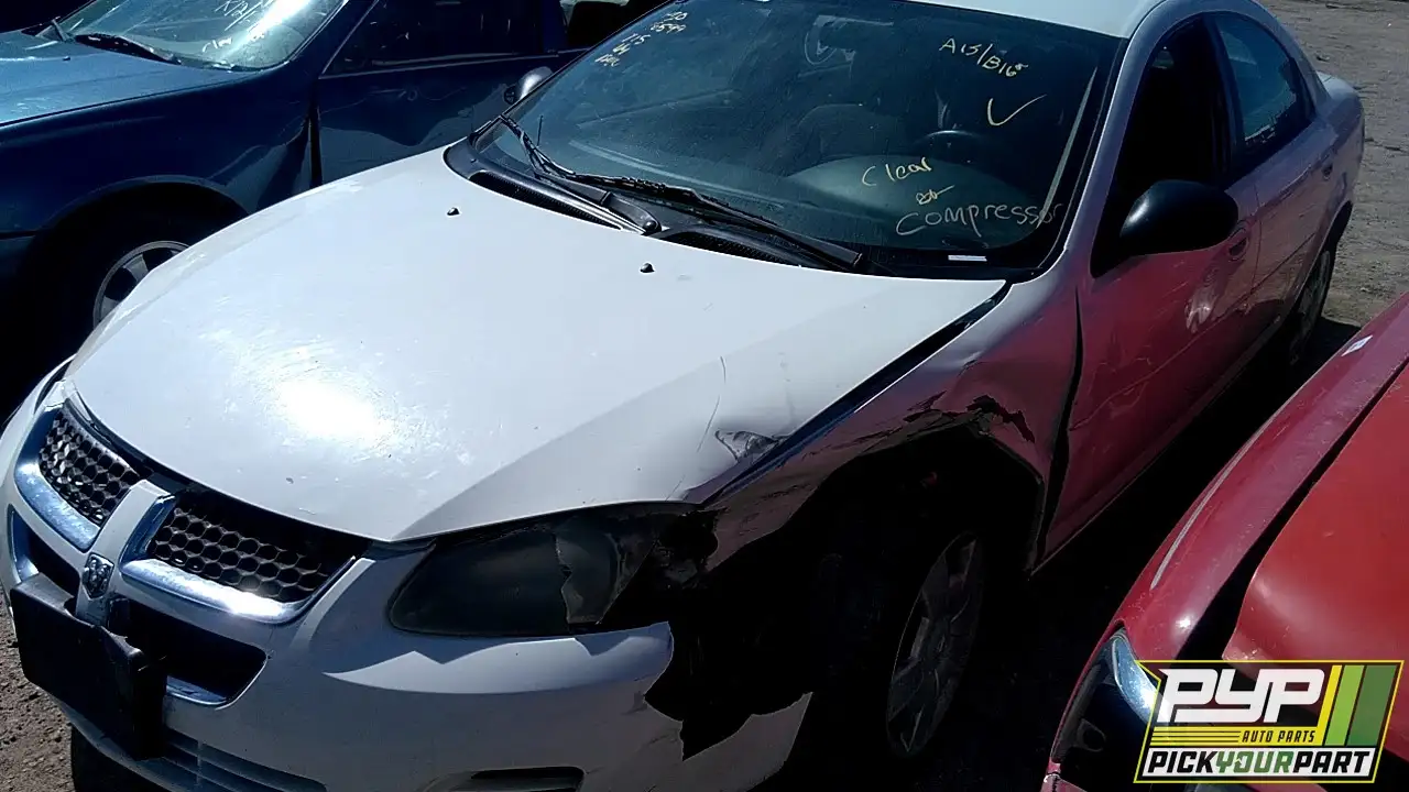 Photo of 2005 Dodge Stratus