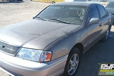 Photo of 1999 Toyota Avalon