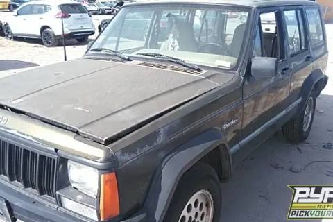 Photo of 1996 Jeep Cherokee