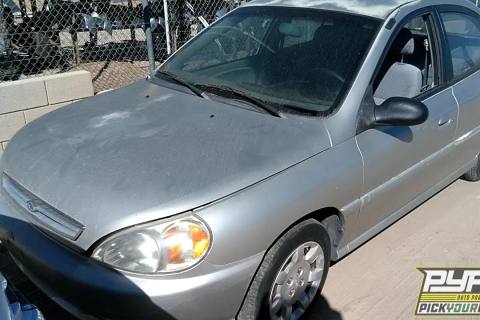 Photo of 2002 Kia Rio