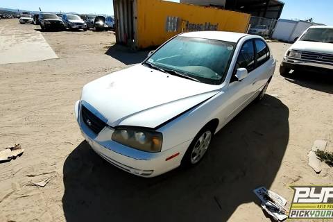 Photo of 2005 Hyundai Elantra