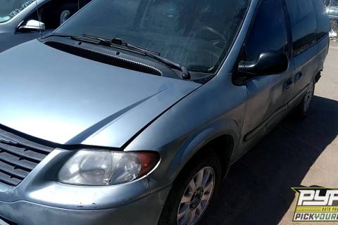 Photo of 2006 Chrysler Town & Country