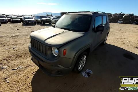 Photo of 2015 Jeep Renegade