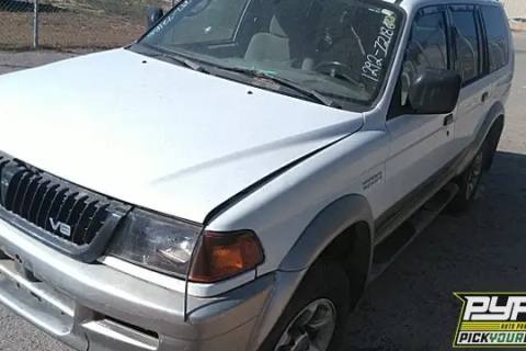 Photo of 1998 Mitsubishi Montero Sport