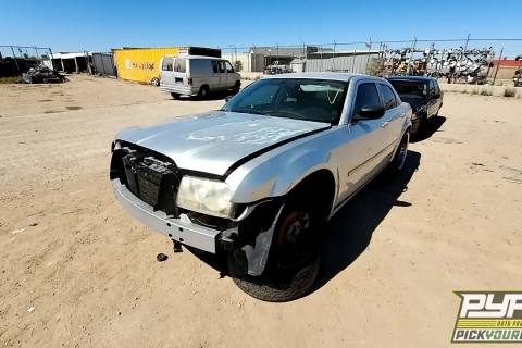 Photo of 2005 Chrysler 300