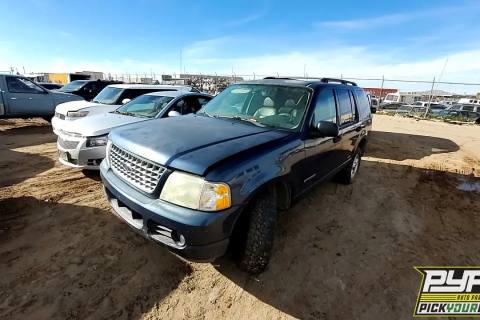 Photo of 2004 Ford Explorer