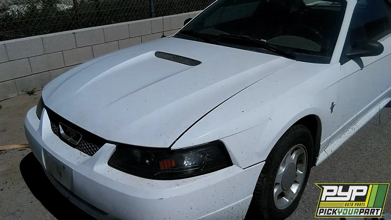 Photo of 2000 Ford Mustang