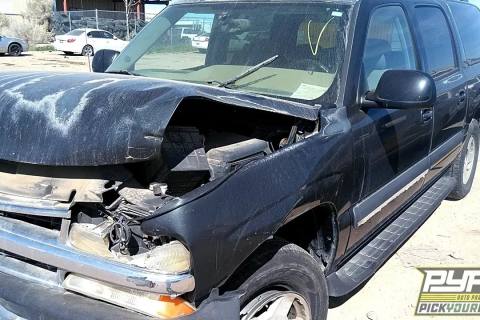 Photo of 2004 Chevrolet Suburban 1500