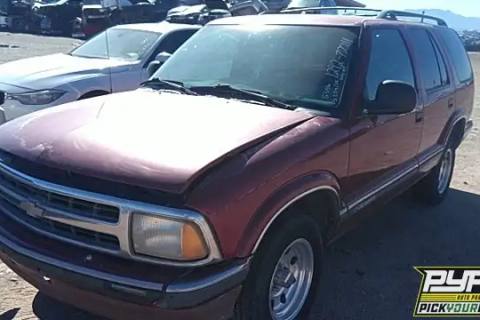 Photo of 1996 Chevrolet Blazer