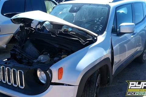 Photo of 2016 Jeep Renegade