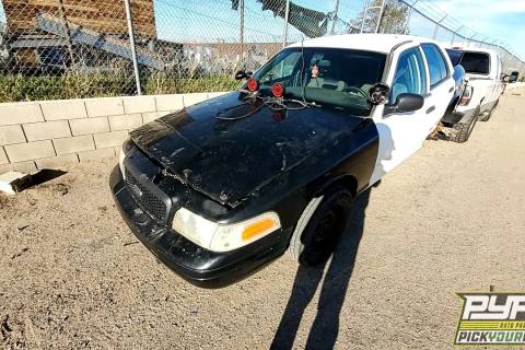 Photo of 2011 Ford Crown Victoria
