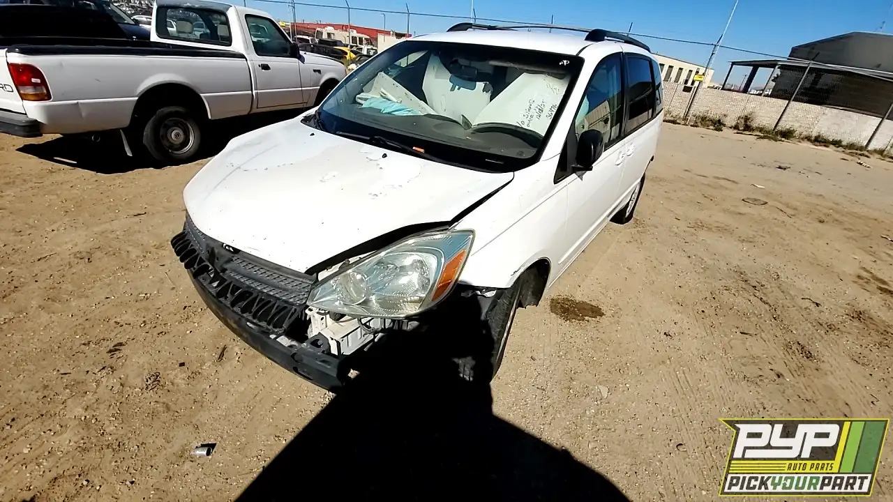 Photo of 2004 Toyota Sienna