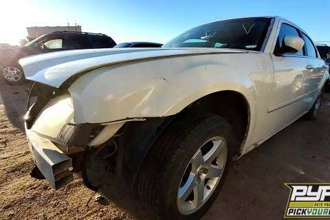 Photo of 2005 Chrysler 300