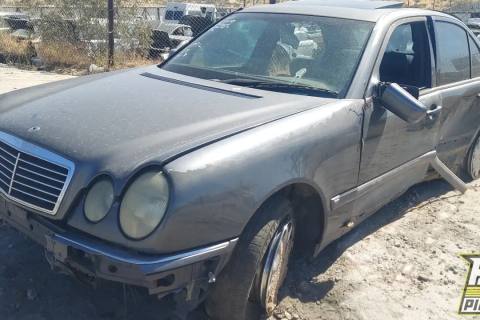 Photo of 1997 Mercedes-Benz E320