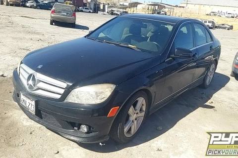 Photo of 2010 Mercedes-Benz C300