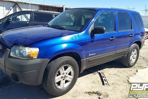Photo of 2005 Ford Escape