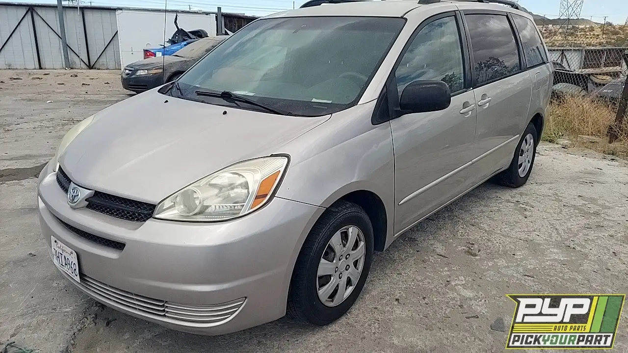 Photo of 2005 Toyota Sienna