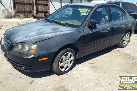 Photo of 2005 Hyundai Elantra