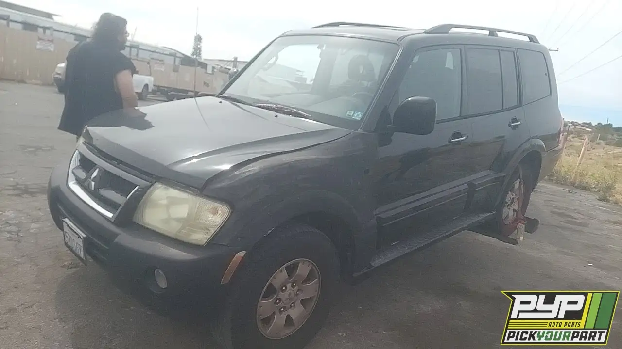 Photo of 2004 Mitsubishi Montero
