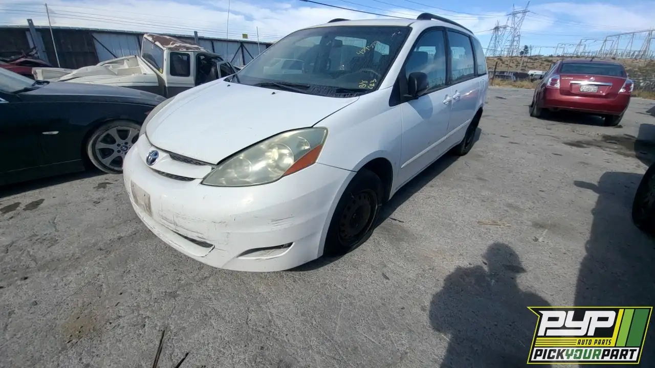 Photo of 2006 Toyota Sienna