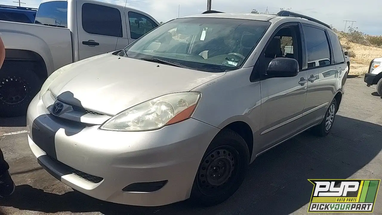 Photo of 2007 Toyota Sienna