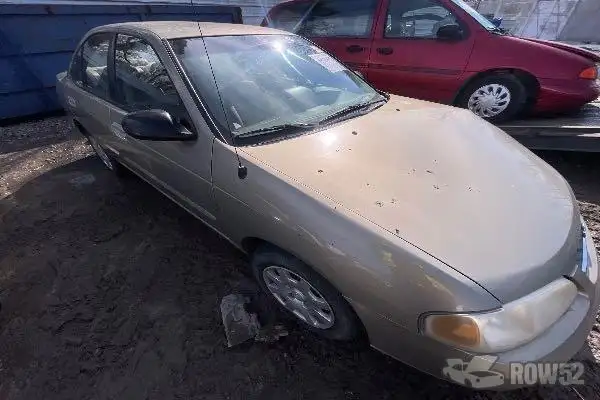 Photo of 2000 Nissan Sentra