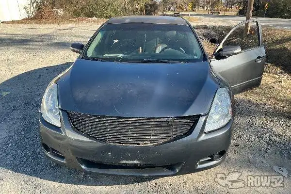 Photo of 2010 Nissan Altima