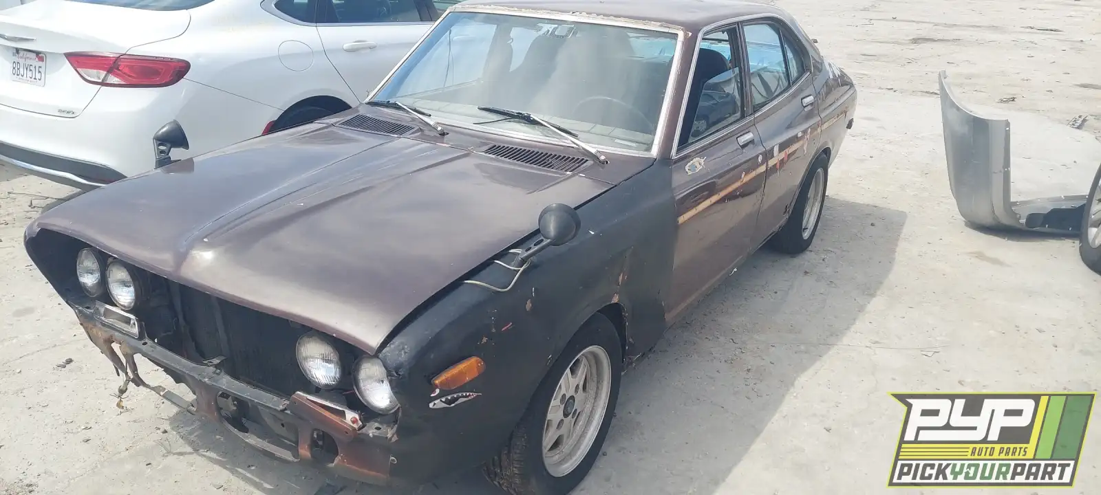 Photo of 1975 Datsun Sedan