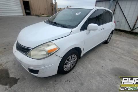 Photo of 2011 Nissan Versa