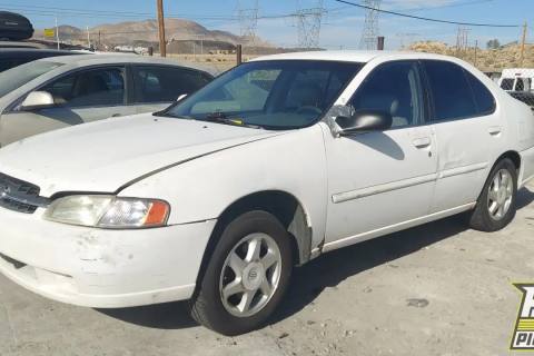 Photo of 1999 Nissan Altima