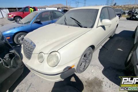 Photo of 2005 Kia Amanti