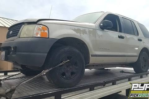 Photo of 2004 Ford Explorer