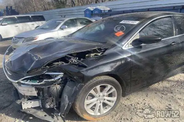 Photo of 2015 Chrysler 200